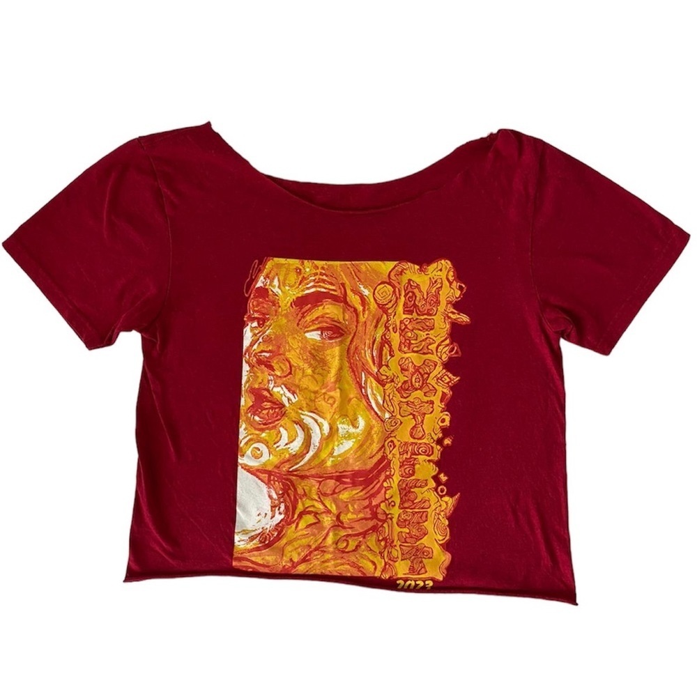 NEXT FEST 2023 Red Graphic Cropped Ribbed Neck Ladies T Shirt in Medium